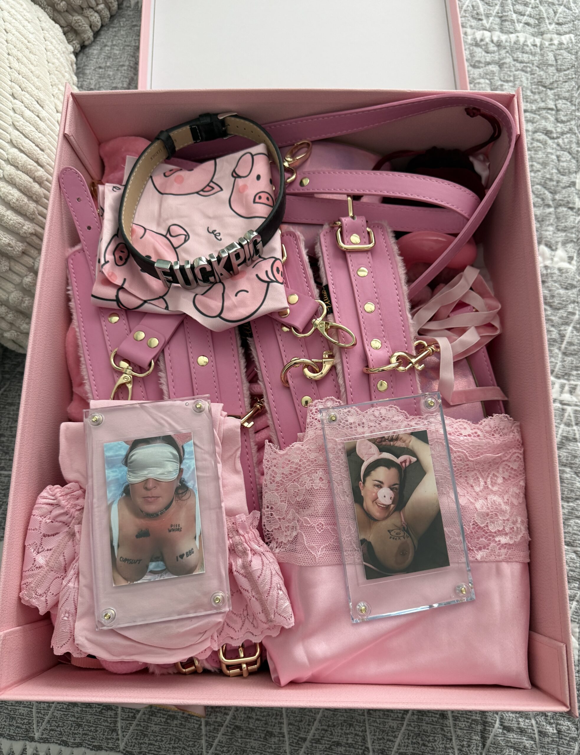 Miss Piggy Box Memorabilia Package From My Wildest GB Night! š„š· - Image 2